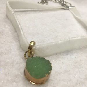 Made-By-Me — Green-Gold Crystal Pendant Choker
